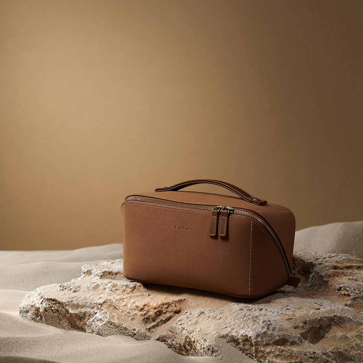 EACHY Travel Makeup Bag for Women, PU Leather Cosmetic Bag, Brown, Medium | Water-resistant PU leather exterior with flat-open access, clear TPU brush compartment and organized storage for cosmetics