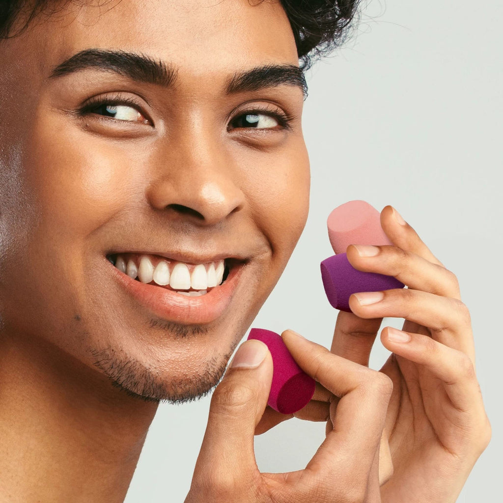 Real Techniques Miracle Complexion Sponge, 4 Pack, Makeup Blending Sponges | Makeup sponges for foundation, 3-point design, foundation applicator, latex-free beauty sponge